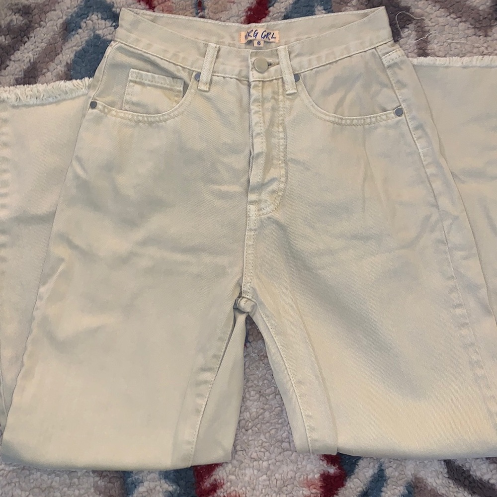 Cream / White High Waist Jeans